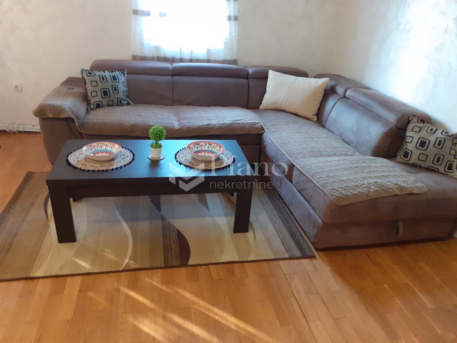 Furnished one-bedroom apartment, Blok 9