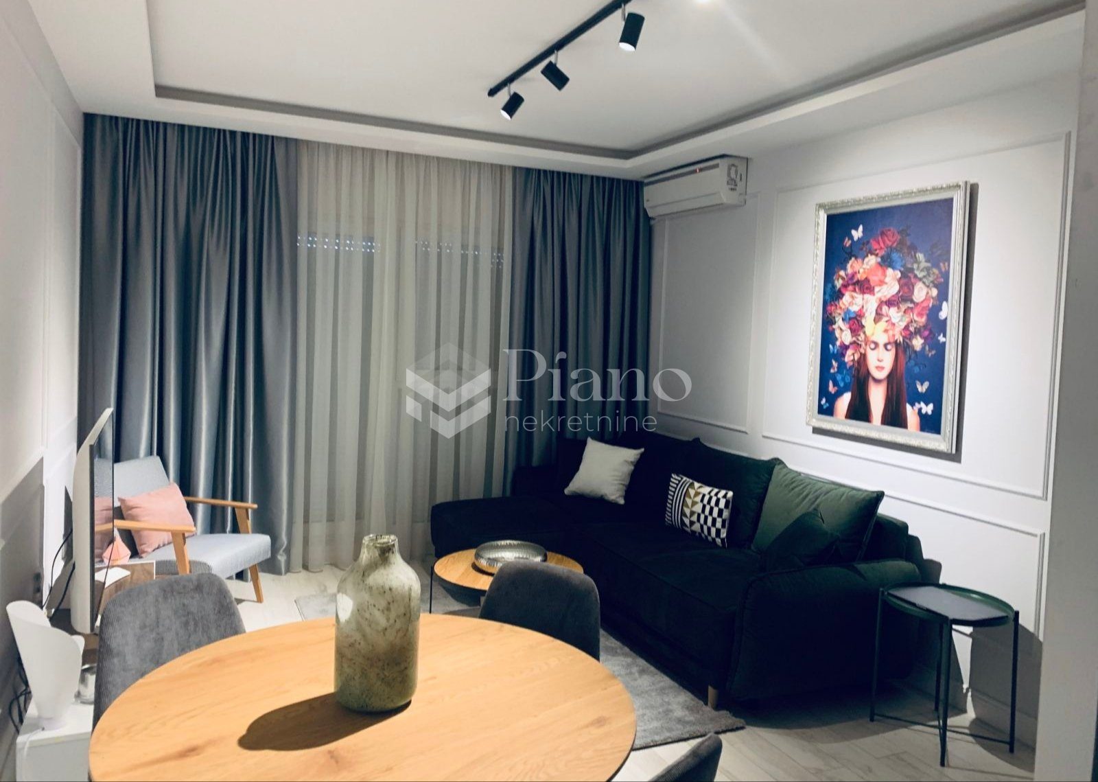 Lux  namješten jednosoban stan kod Autobuske stanice