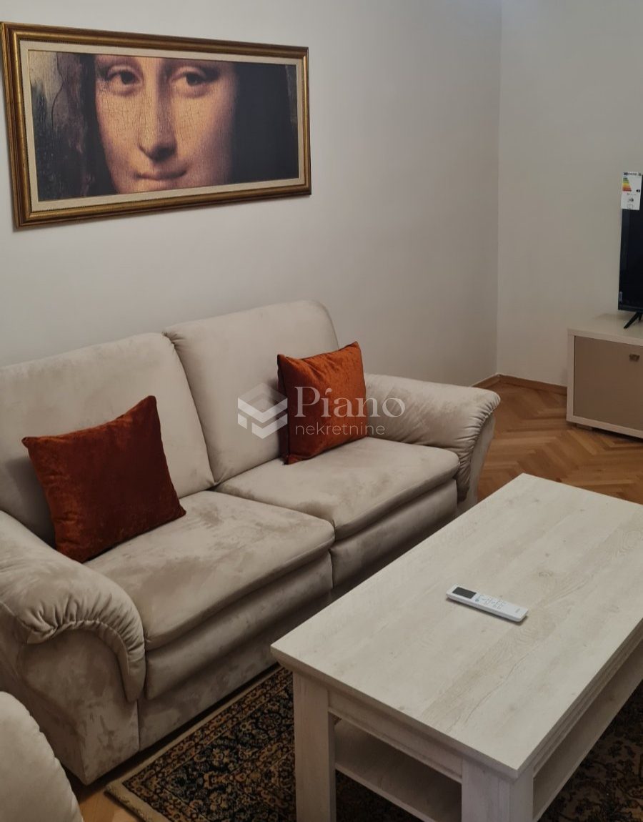 Namješten jednosoban stan Preko Morače