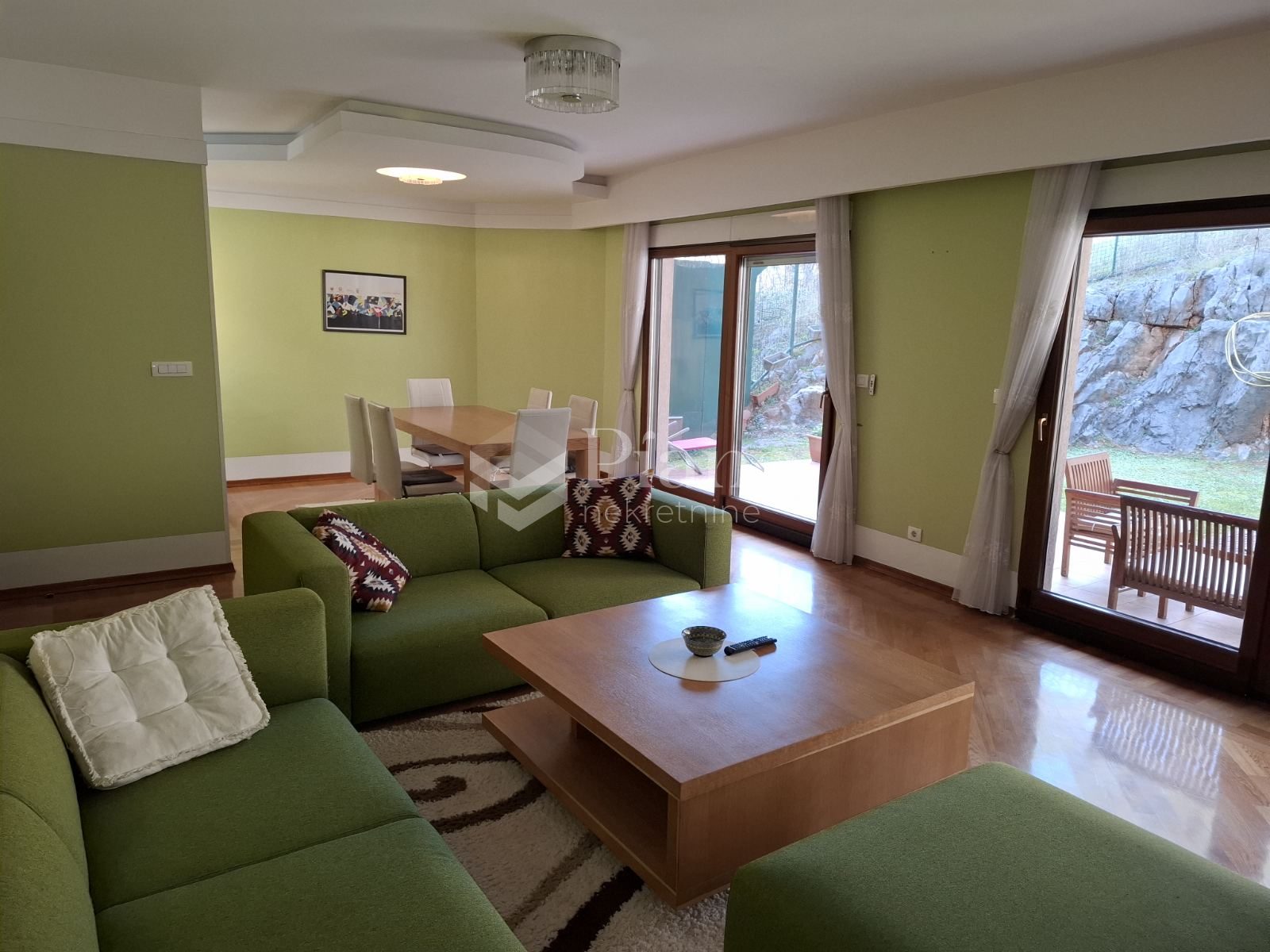 Furnished three bedroom apartment, Gorica