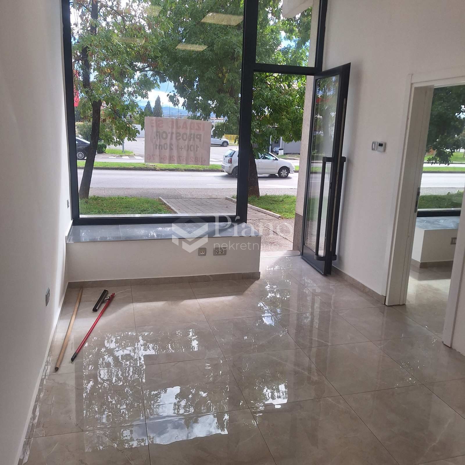 Poslovni prostor u blizini autobuske stanice