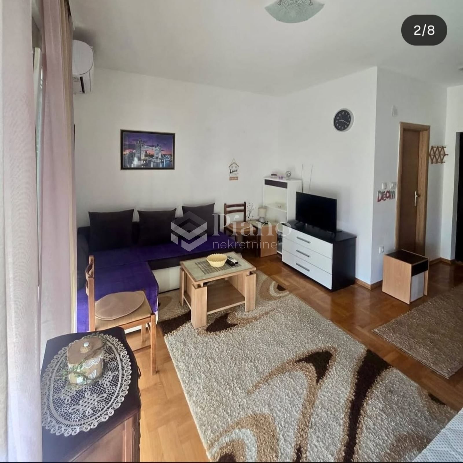 Namještena garsonjera, Zabjelo