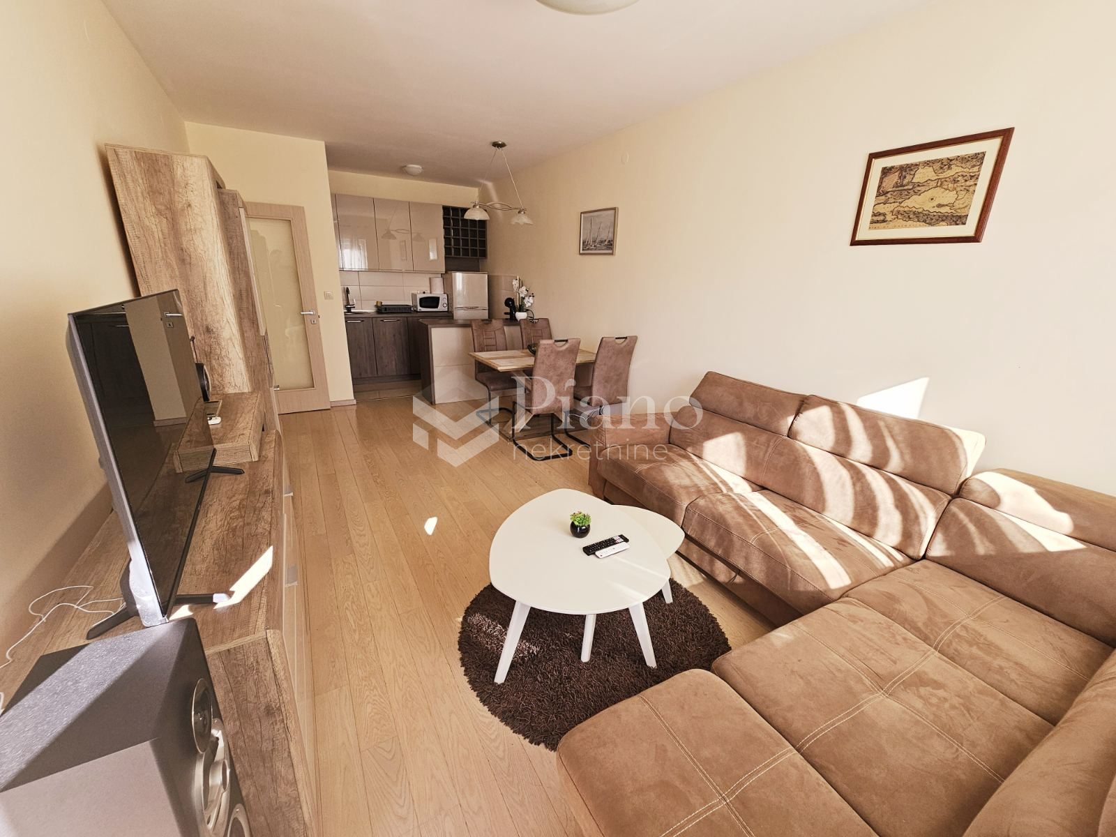 Namješten jednosoban stan, City kvart