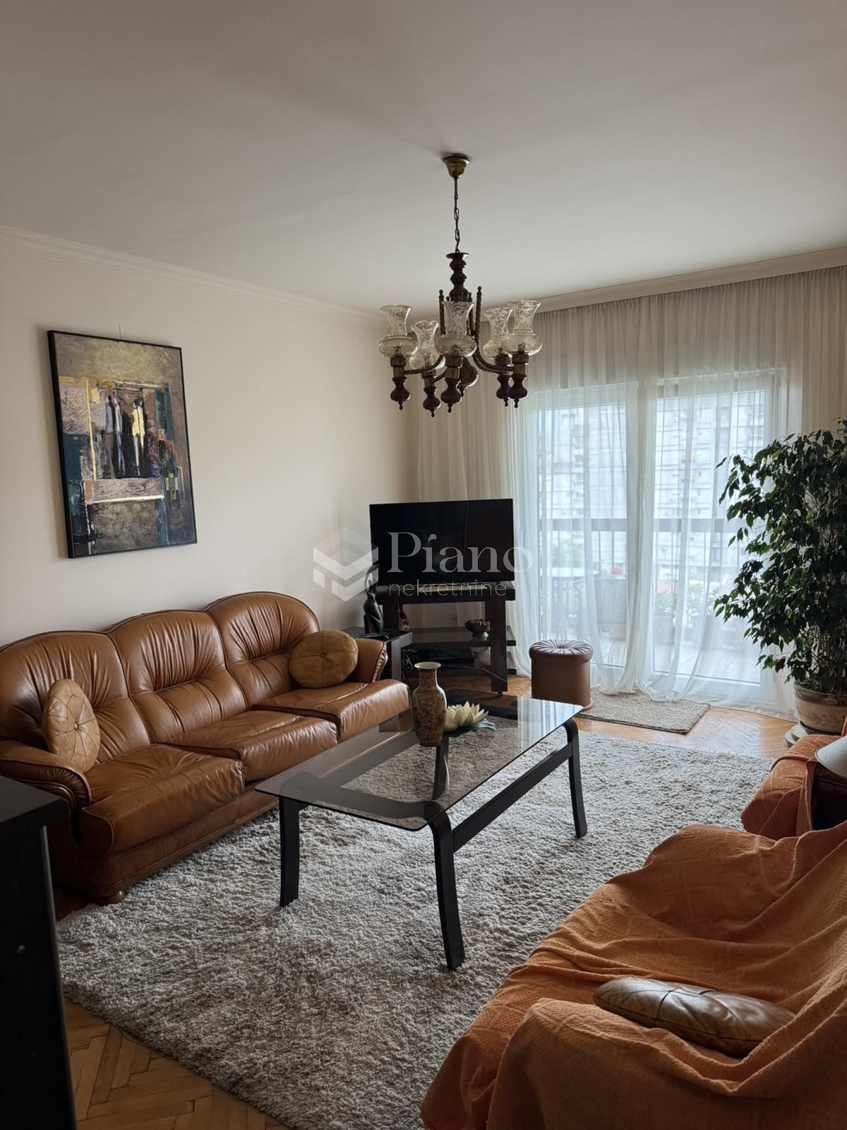 Furnished two bedoom apartment, Center