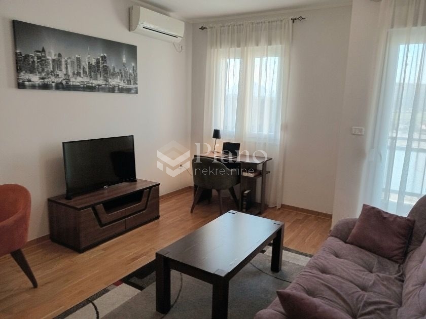 Namješten jednosoban stan, City kvart
