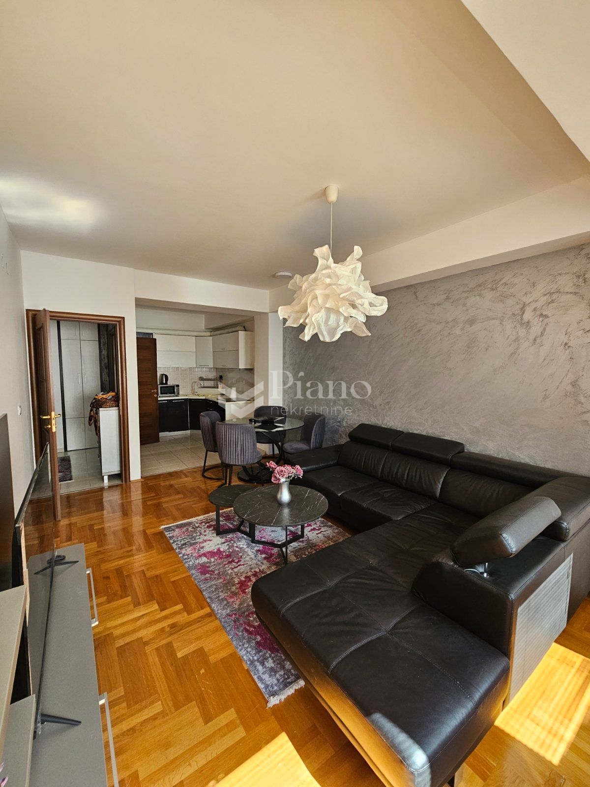 Furnished onebedroom apartment, City kvart