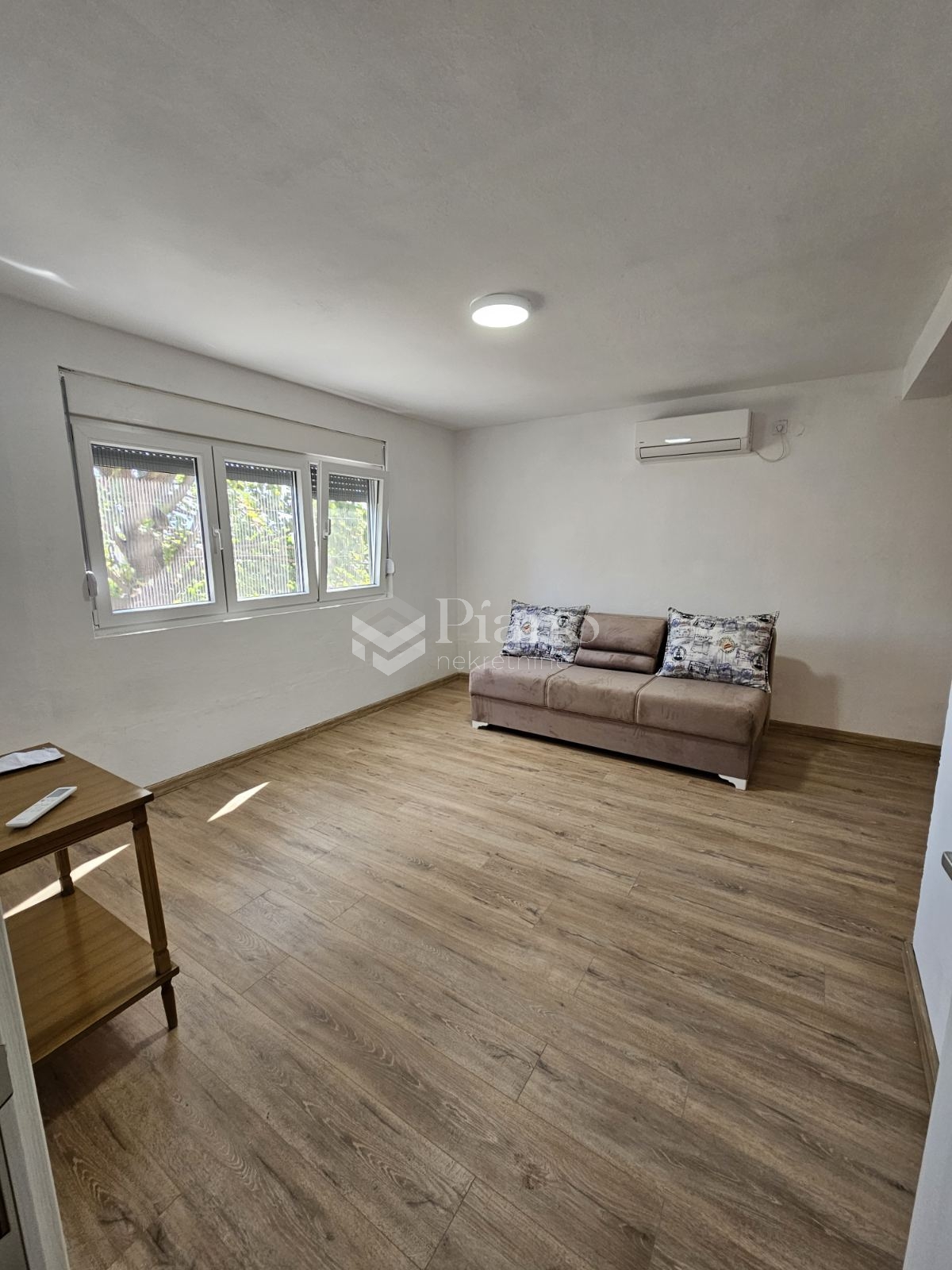 Semifurnished twobedroom apartment, Dahna